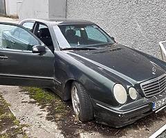 00 Mercedes-Benz