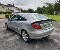 MERCEDES C180 QUICK SALE! - Image 4/6