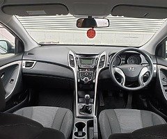 Hyundai i30 - Image 7/10