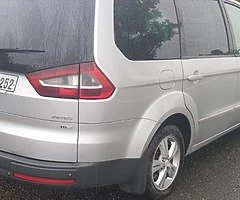 Ford Galaxy MPV - Image 3/9