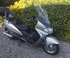 Suzuki Burgman 400cc - Image 4/4