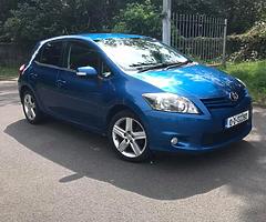 Toyota Auris SR - Image 4/10