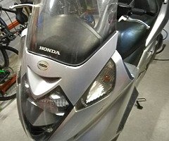 Honda Silverwing 600cc - Image 5/5