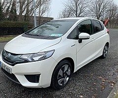 Honda fit hybrid(1.5)