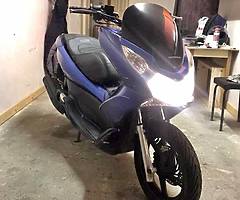 2013 HONDA PCX