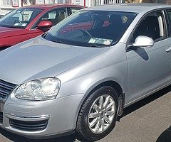 VOLKSWAGEN Jetta 1.6tdi dsg