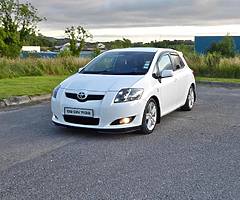 Toyota Auris SR180