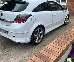 Vauxhall Astra CDTI VXR 1.9 diesel - Image 3/8