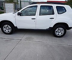 Dacia Duster 1.5 dci 110bhp - Image 5/8