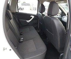 Dacia Duster 1.5 dci 110bhp - Image 8/8