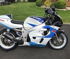 Suzuki GSXR 600