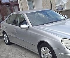 2005 Mercedes E Class - Image 1/7