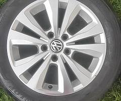 Volkswagen alloys and tyres - Image 1/6