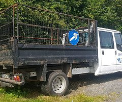 06 WHITE FORD TRANSIT CREW CAB