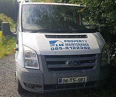 06 WHITE FORD TRANSIT CREW CAB