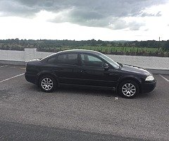 2005 Volkswagen Passat - Image 5/6