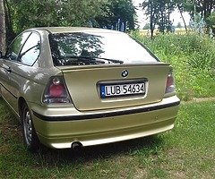 BMW318