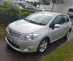 Toyota auris low mileage