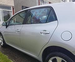 Toyota auris low mileage - Image 6/7