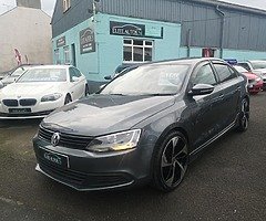 11 Volkswagen Jetta 16 TDI 