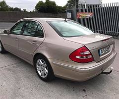 2004 Mercedes-Benz E-Class - Image 6/10