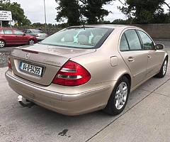 2004 Mercedes-Benz E-Class - Image 7/10