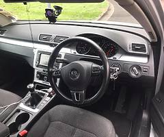 Volkswagen Passat 1.6 tdi LOW MILEAGE NCTD AND TAXED SWAPS - Image 6/10