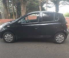 Toyota yaris 04 for quik sale - Image 5/6