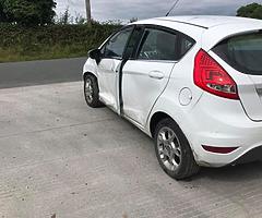 2012 ford fiesta 1.2 light damage