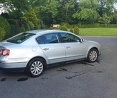 Volkswagen Passat 1.9l 2007 - Image 4/6