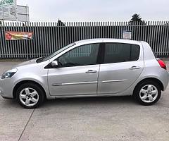 Renault Clio 1.5 Diesel Automatic LHD Low Miles Mint Condition - Image 6/10