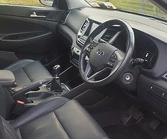 Hyundai Tuscon Executive 1.7L - Image 6/10