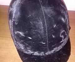 Horse riding helmets - Image 4/4