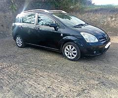 05 Toyota Verso (7 seater)