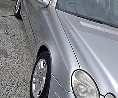 2005 Mercedes-Benz E-Class