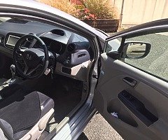 Honda Insight 1.3 hybrid2010 - Image 10/10