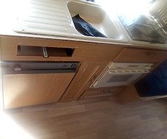 4 berth Caravan - Image 9/10