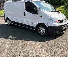 Wanted vivaro Traffic LWB cash waiting