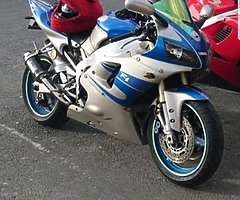 Yamaha yzf r1 - Image 8/10