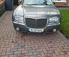 Chrysler 300c - Image 6/6