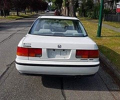 1992 honda Accord - Image 4/6