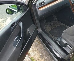 Volkswagen Passat - Image 4/10