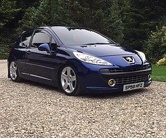 PEUGEOT 207 sport