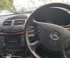 Mercedes e 200