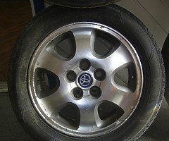 toyota alloys 16 inch 5 stood