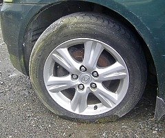 lexus/toyota alloys 16 inch 5 stood