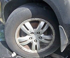 hyundai tucson alloys16 inch5 stood full set