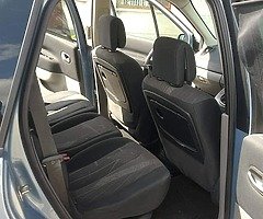 Hey i have Renault Megane grand scenic 7 sets for sell or swap - Image 5/10