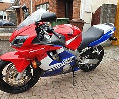 Honda cbr600f4i