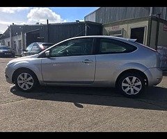 2009 FORD FOCUS 3 DOOR - Image 8/10